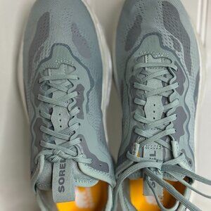 SOREL Kinetic Breakthru Day Lace Sneaker in Crushed Blue Cinder Size 9